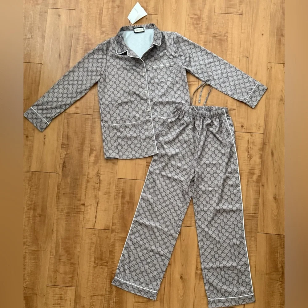 GG Patterned Luxurious Monogram Pajama Set - Long Sleeve Top & Pants - Picture 3 of 8
